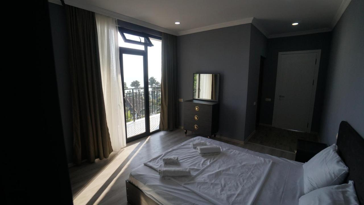 Guest House Etm Makhinjauri Ngoại thất bức ảnh