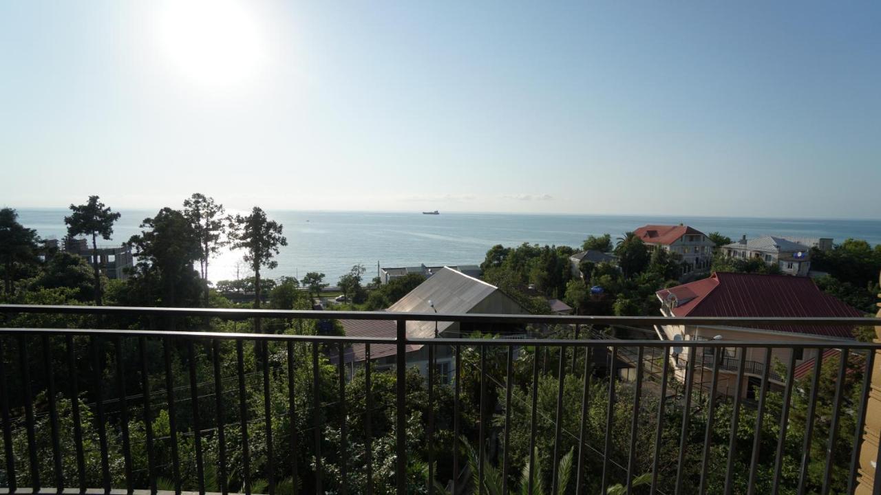 Guest House Etm Makhinjauri Ngoại thất bức ảnh