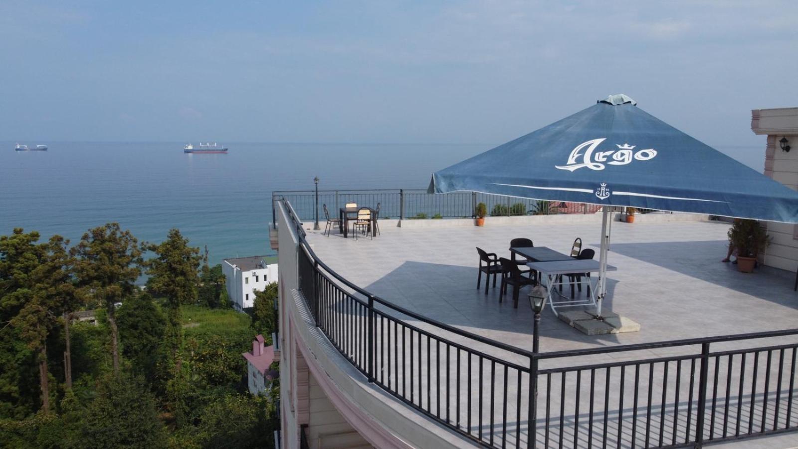 Guest House Etm Makhinjauri Ngoại thất bức ảnh